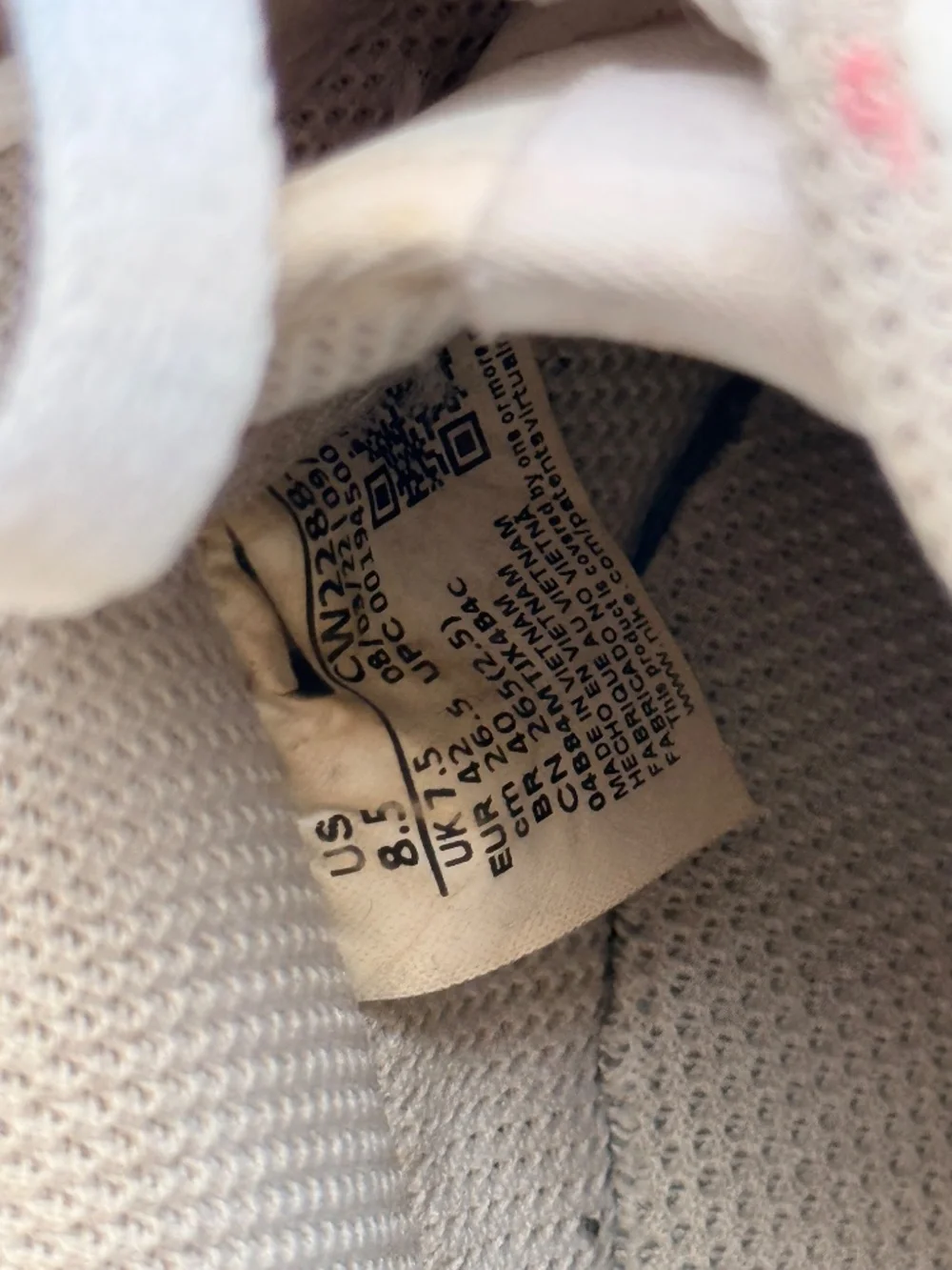 White Nike Air Force 1 8.5